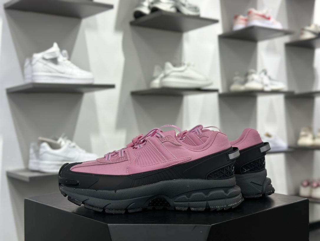 耐克Nike Zoom Vomero Roam 5 Roam 复古跑五代休闲运动慢跑鞋  HQ2181-300