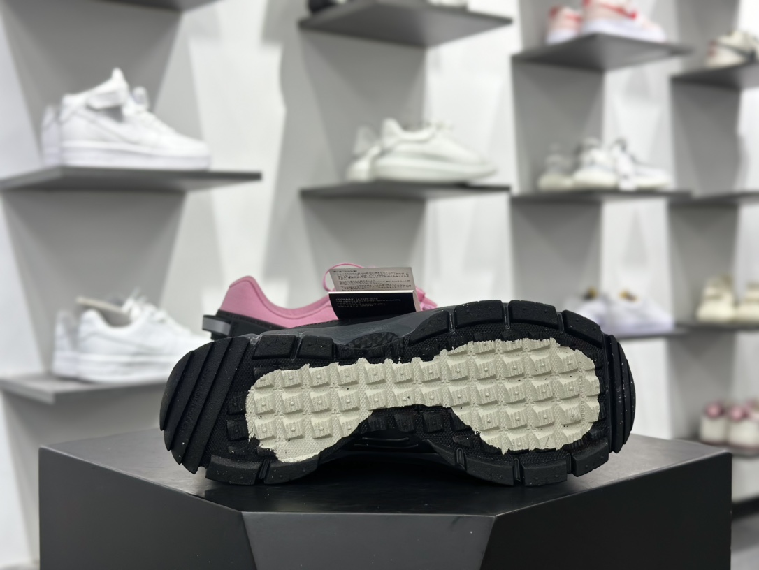 耐克Nike Zoom Vomero Roam 5 Roam 复古跑五代休闲运动慢跑鞋  HQ2181-300