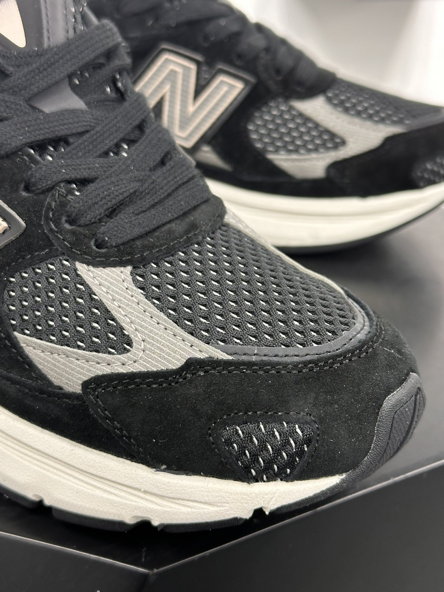 New Balance NB2010系列新百伦经典复古休闲运动板鞋 U2010NB4