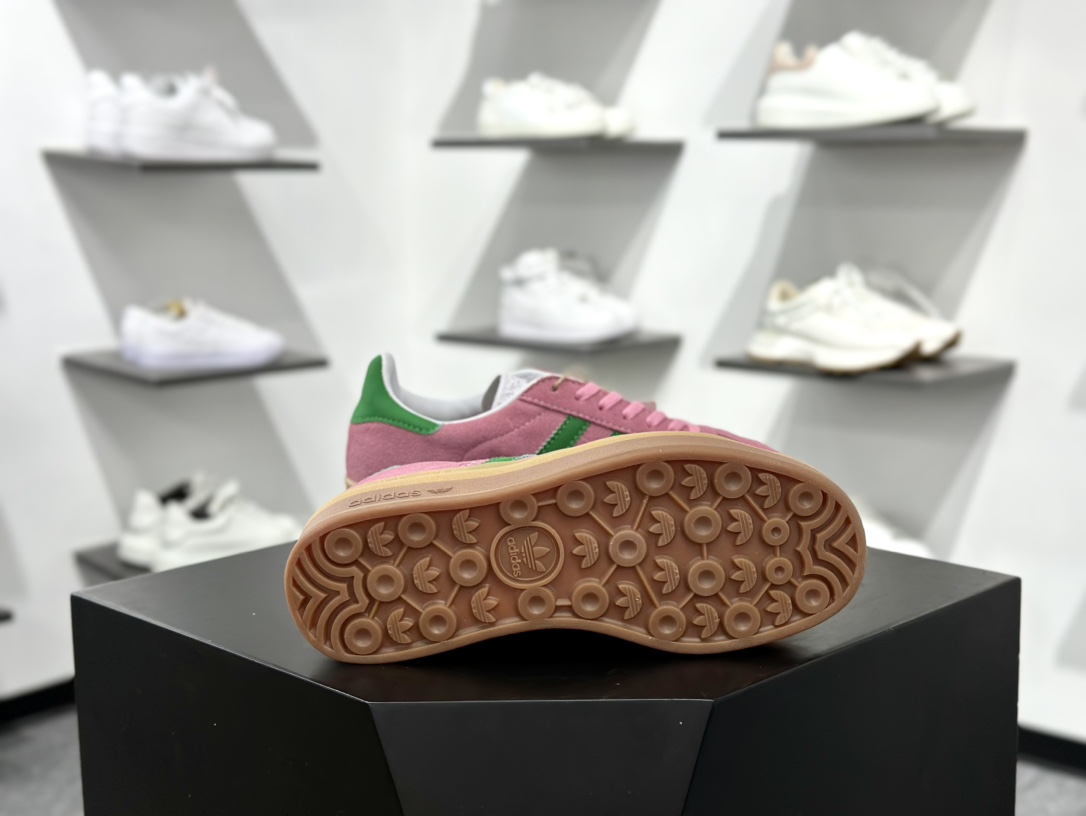 阿迪达斯Adidas Originals Gazelle Bold W 羚羊松糕系列低帮休闲运动板鞋“翻毛淡粉红绿生胶底” IE0420