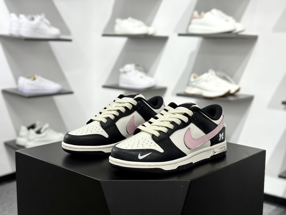 耐克Nike SB Dunk Low”Bow”扣篮系列低帮休闲运动滑板板鞋“黑米白复古粉蝴蝶结” BP1220-009