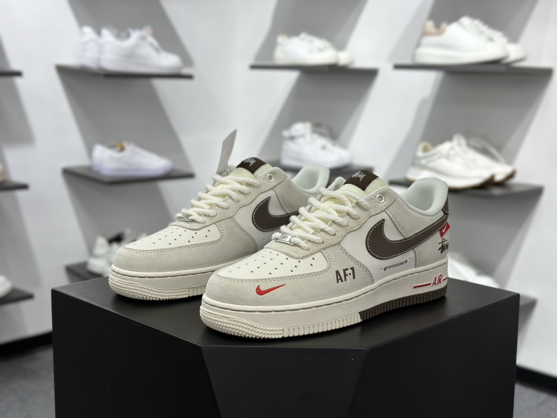 斯图西Stussy x Nike Air Force 1′07 Low”Stussy”空军一号板鞋“联名米白红木棕斯图西刺绣” SJ6698-025