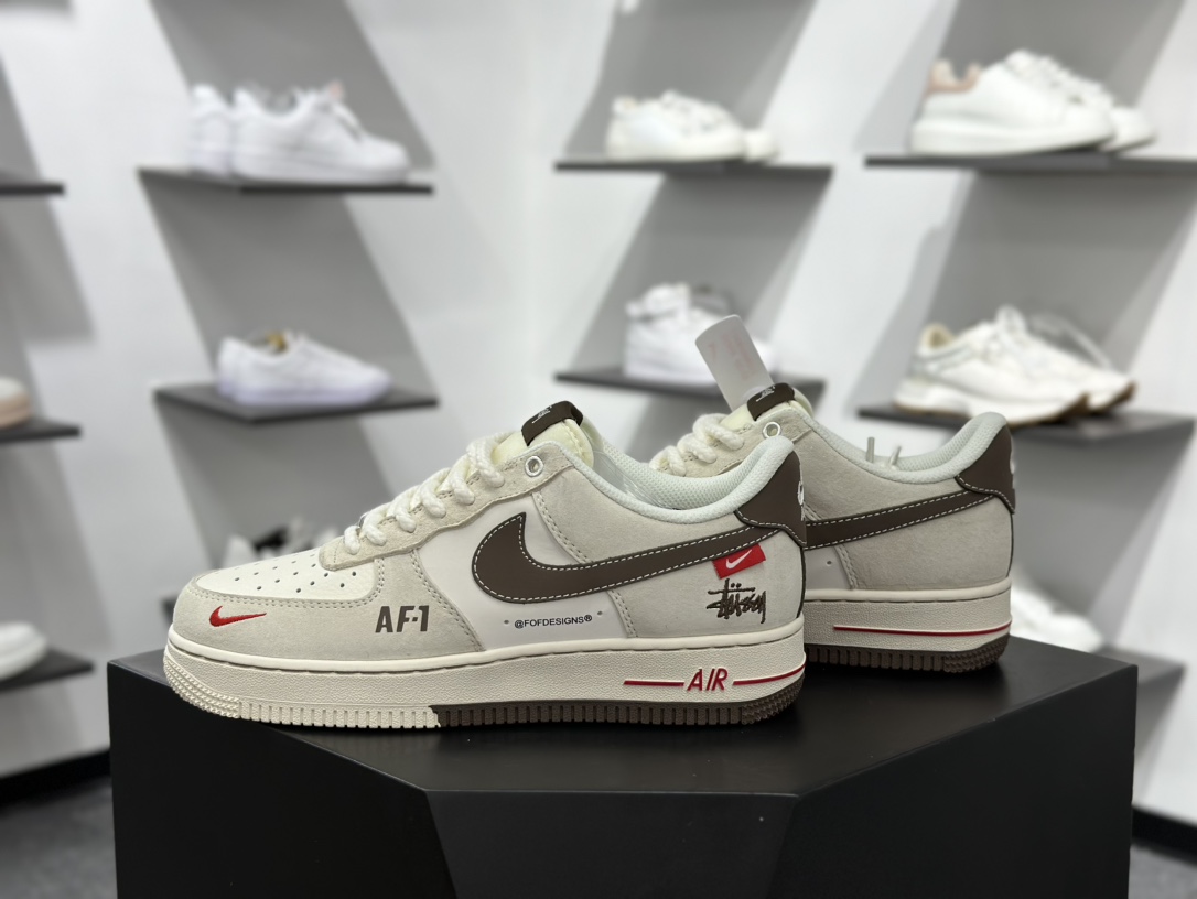 斯图西Stussy x Nike Air Force 1′07 Low”Stussy”空军一号板鞋“联名米白红木棕斯图西刺绣” SJ6698-025