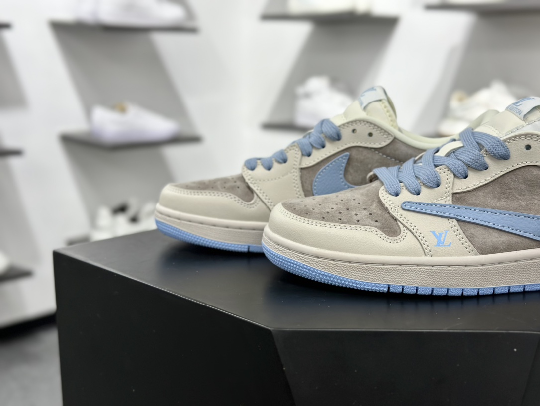 Travis Scott x Nike Air Jordan 1 Low x Louis Vuitton Air Jordan 1 Low 反转翻毛白蓝倒钩 LX1988-101
