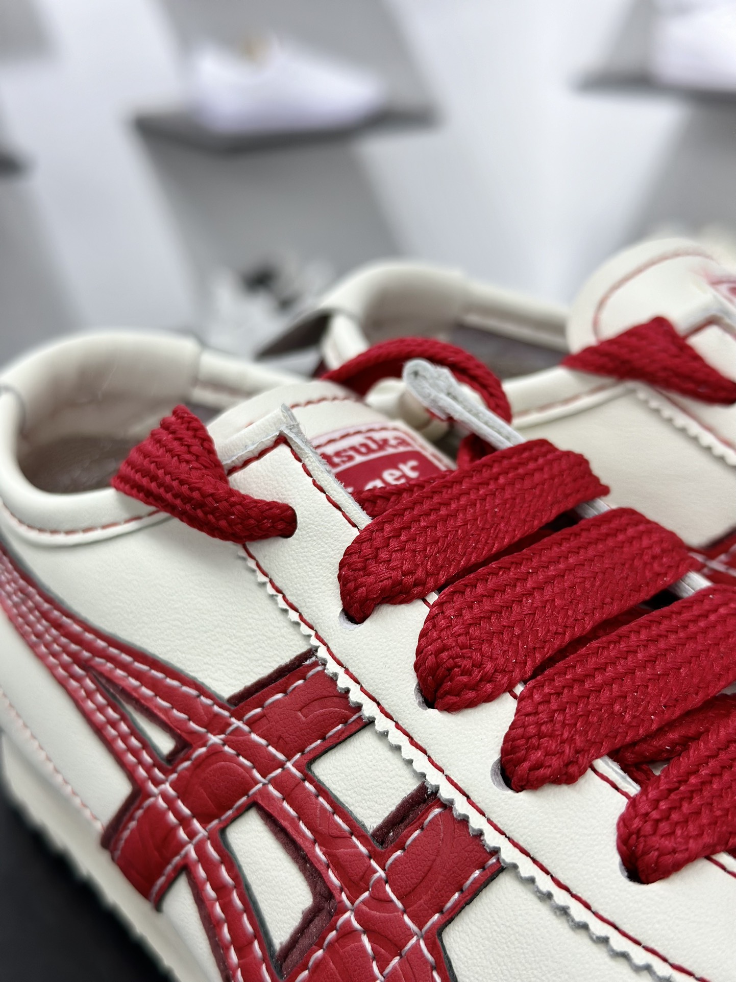 独家实拍Onitsuka Tiger Mexico 66 蛇年限定-米白红 鬼冢虎 1183C391-100