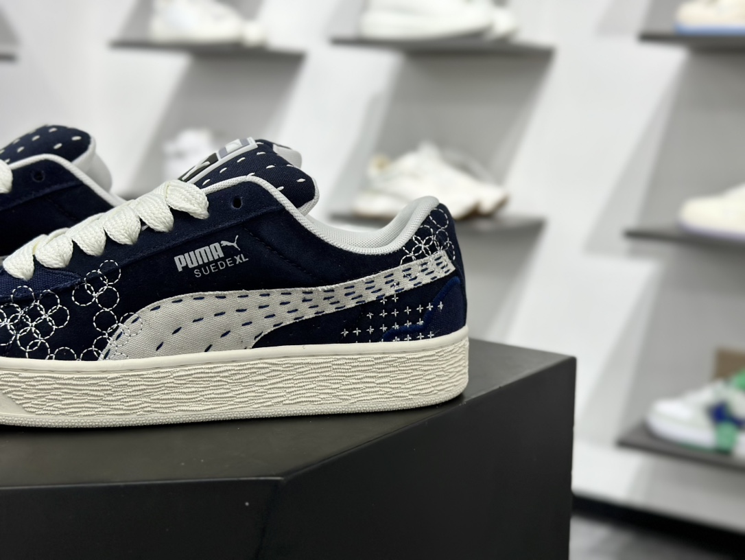 彪马PUMA Suede Low XL”Sashiko”经典明星系列低帮面包运动板鞋“翻毛藏蓝浅灰刺子绣” 395777-01