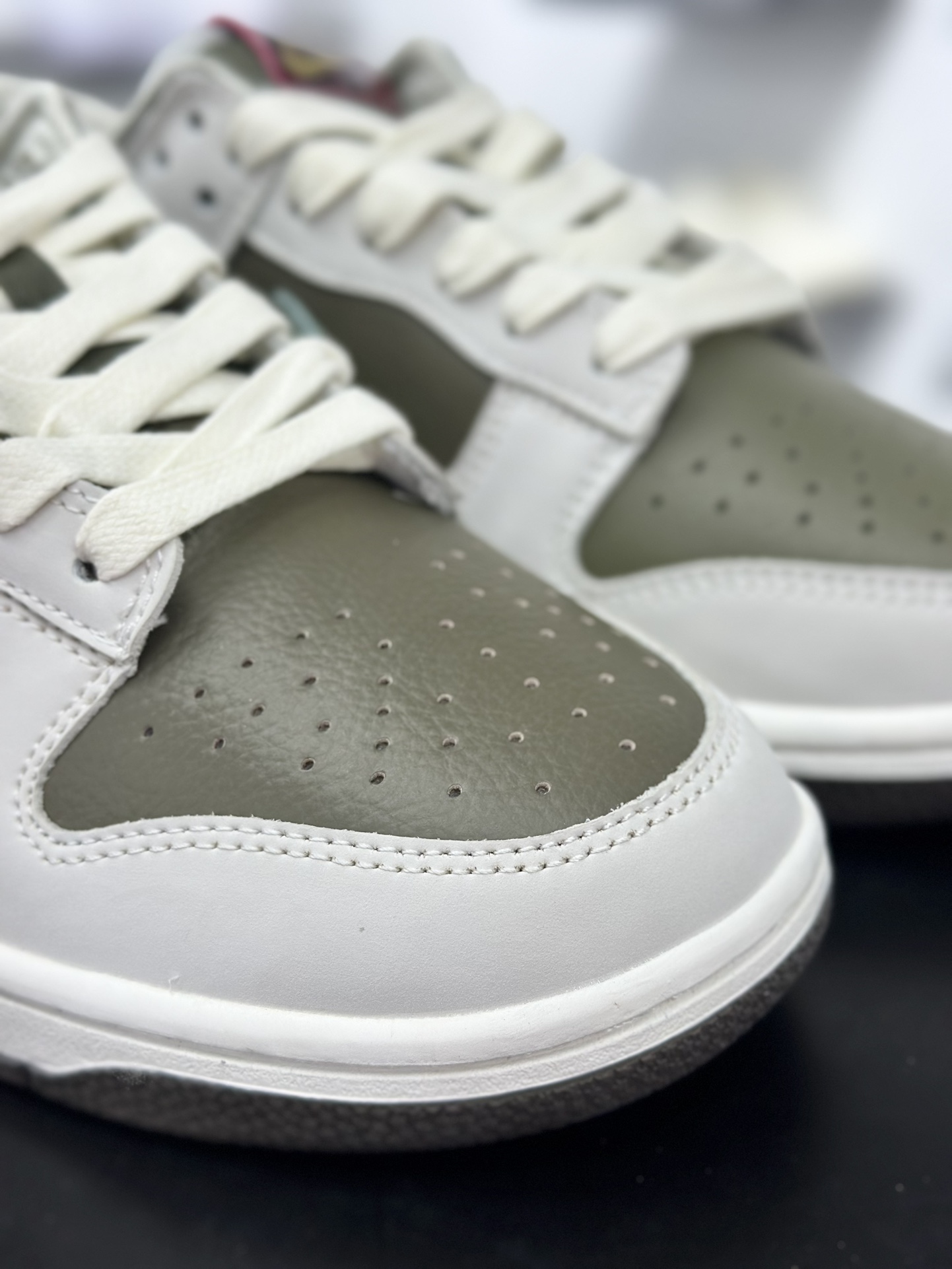 NIKE SB Dunk Low GS ”Year of Snake” 蛇年限定  HV5980-231
