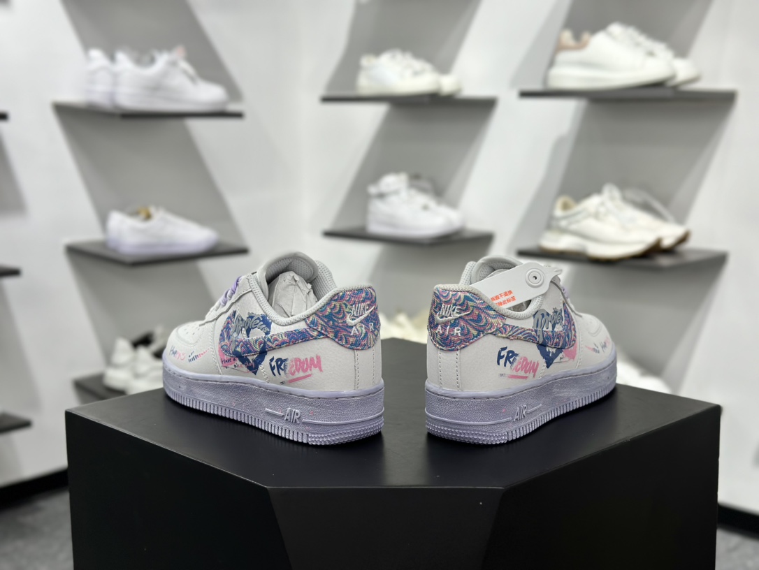 Nike Air Force 1 Low 二次元手绘涂鸦  CZ0377-002