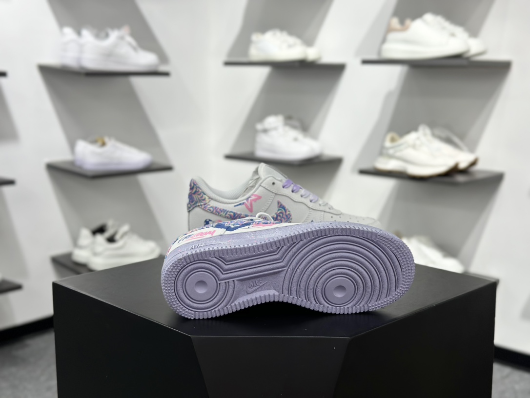 Nike Air Force 1 Low 二次元手绘涂鸦  CZ0377-002