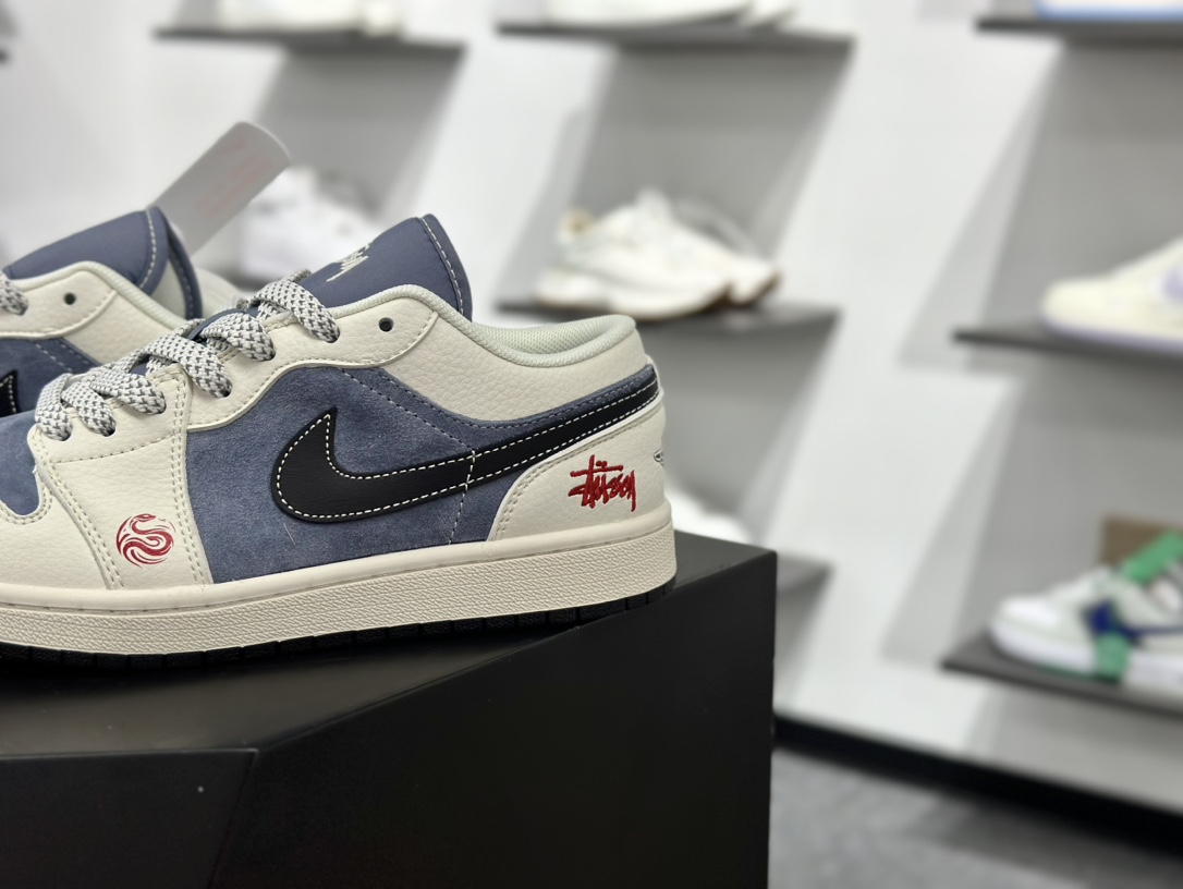 Nike Jordan Air Jordan 1 斯图西联名 XX3318-517