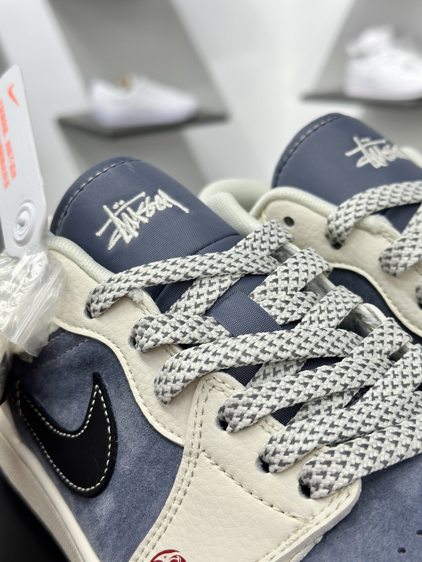 Nike Jordan Air Jordan 1 斯图西联名 XX3318-517