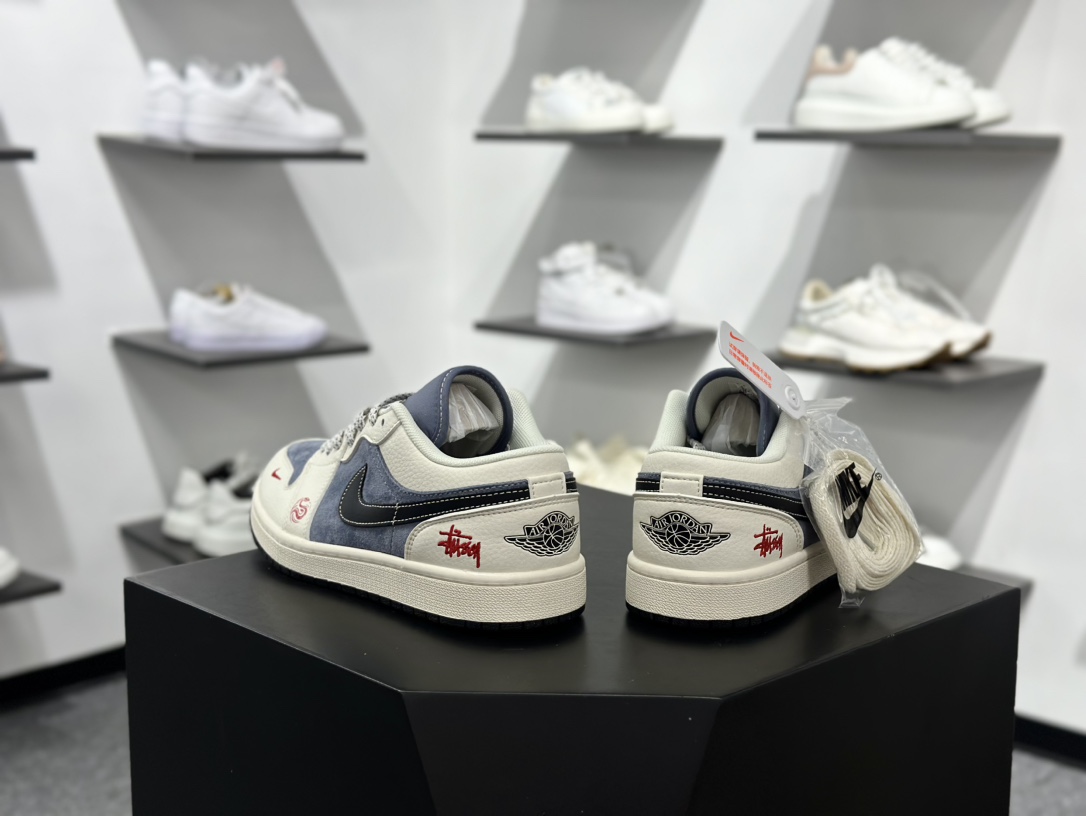 Nike Jordan Air Jordan 1 斯图西联名 XX3318-517
