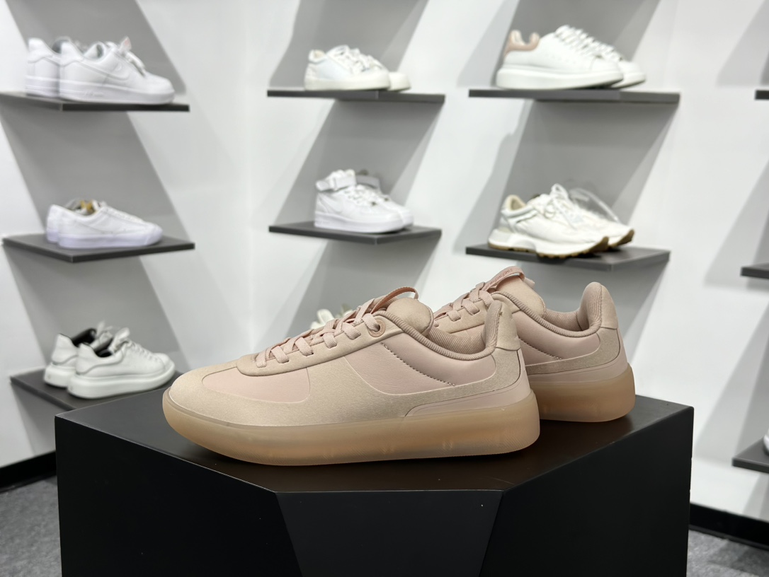 /Lululemon Cityverse Lifestyle Low 费尔泽城市系列低帮德训风板鞋“皮革果冻藕粉” LM9FFIS