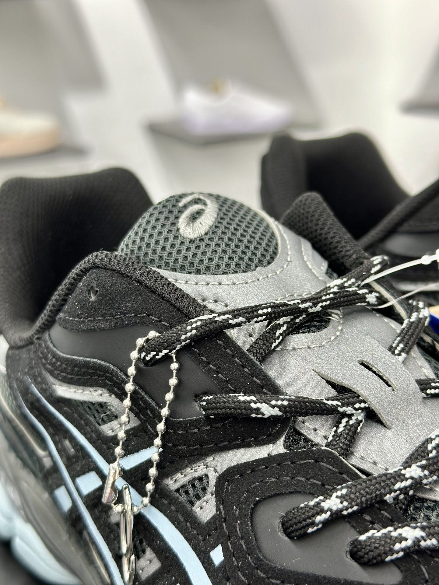 Asics Gel-NYC”Black Grey”系列低帮复古休闲运动慢跑鞋“联名黑银深灰” 1203A571-001