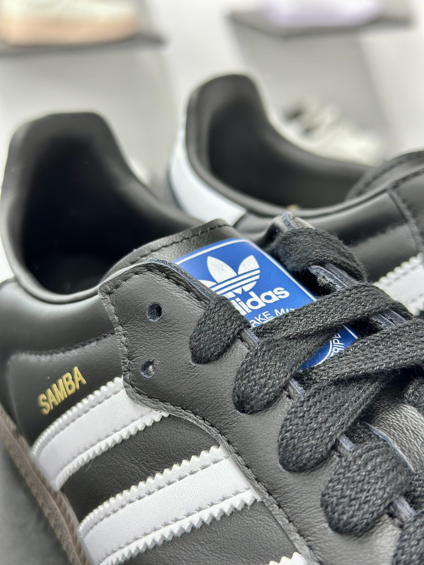 阿迪达斯/三叶草Adidas Originals Samba OG桑巴舞系列绅士德训运动板鞋“黑白莱茵石贴钻” B75807