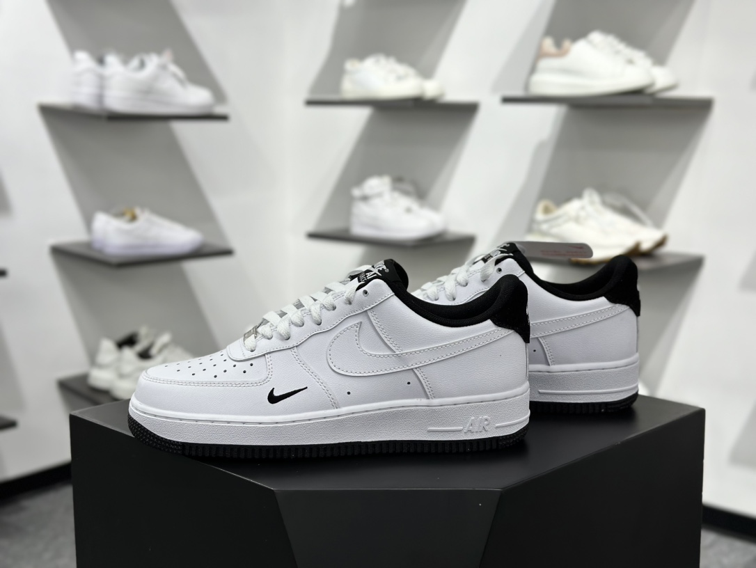 Nike Air Force 1 Low 07 白黑小钩  HM9483-101