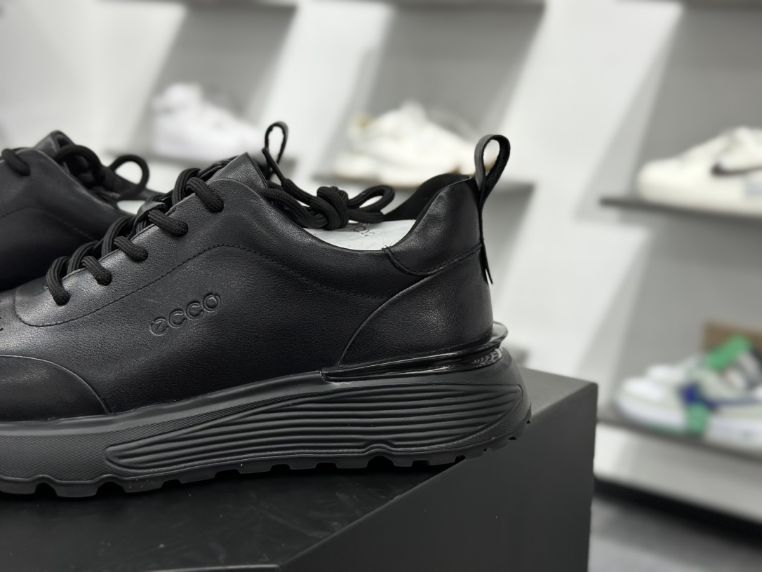 爱步/ECCO Men's Classic Tuke Boen Low 系列低帮系带经典运动鞋“皮革全黑”630796 01001