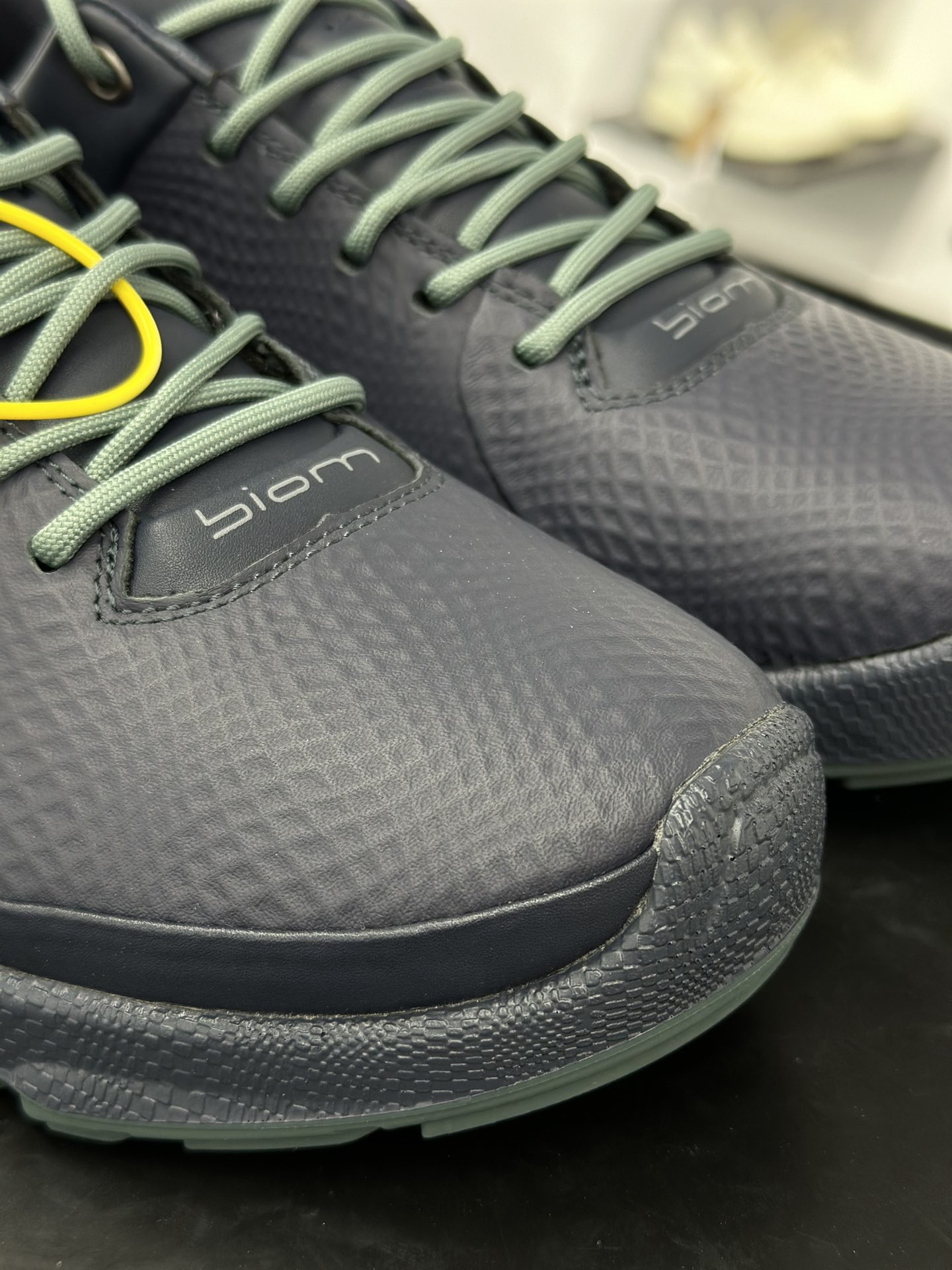 ECCO爱步Men's Sports Running Biom C Leather 健步C系列低帮系带真皮运动鞋“皮革暗蓝石绿”800334 61095