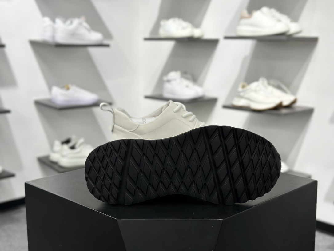 爱步/ECCO Men's Classic Tuke Boen Low 系列低帮系带经典小白运动鞋“皮革米白黑”630796 01002