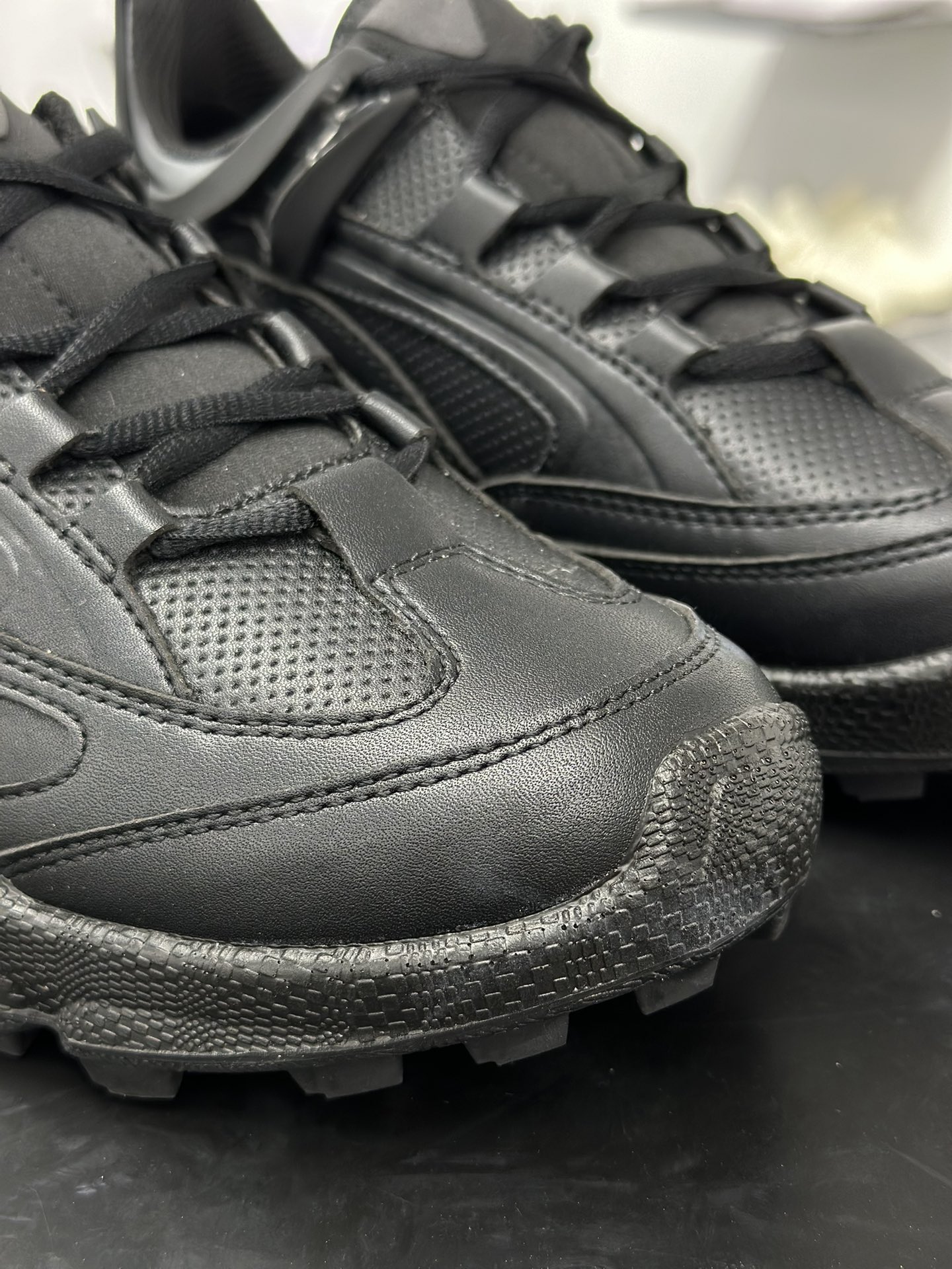 ECCO爱步Men's Sports Running Biom C Leather 健步C系列低帮运动鞋“皮革全黑”