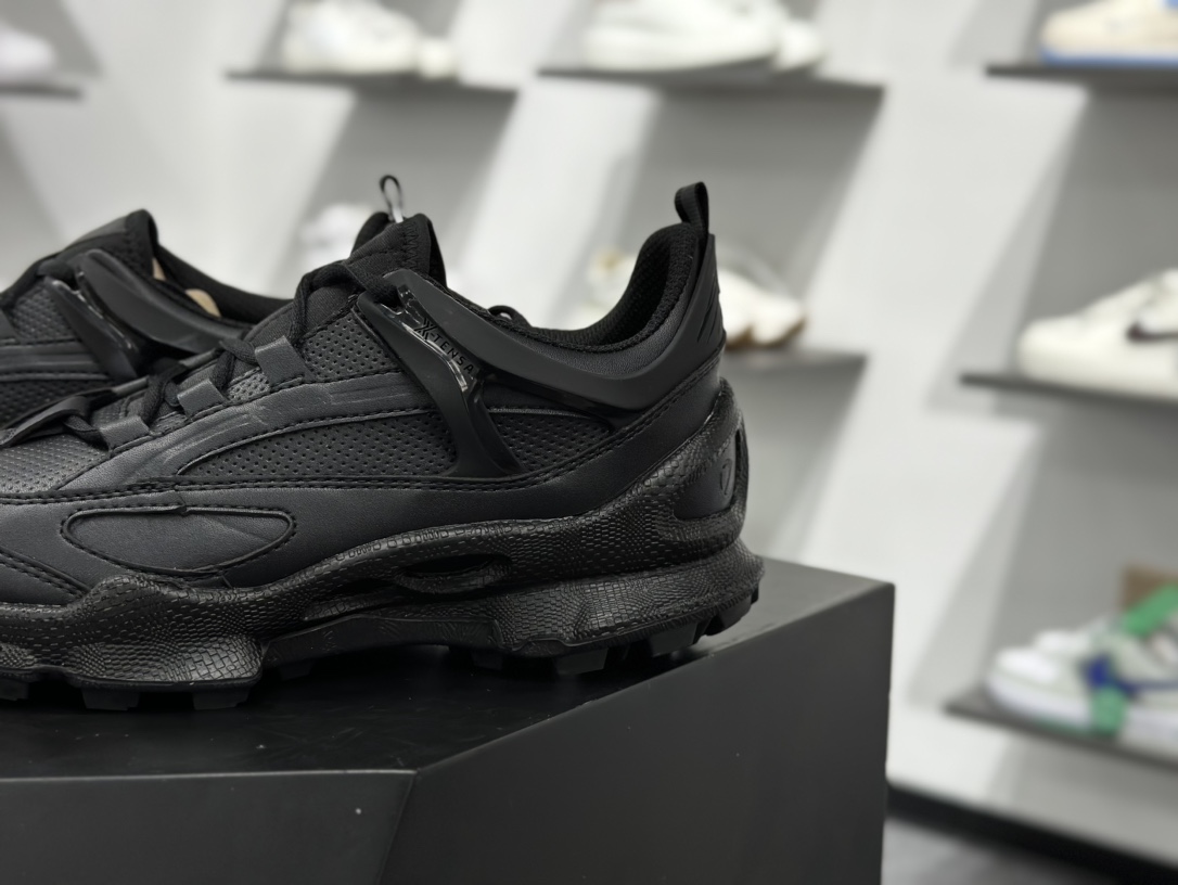 ECCO爱步Men's Sports Running Biom C Leather 健步C系列低帮运动鞋“皮革全黑”