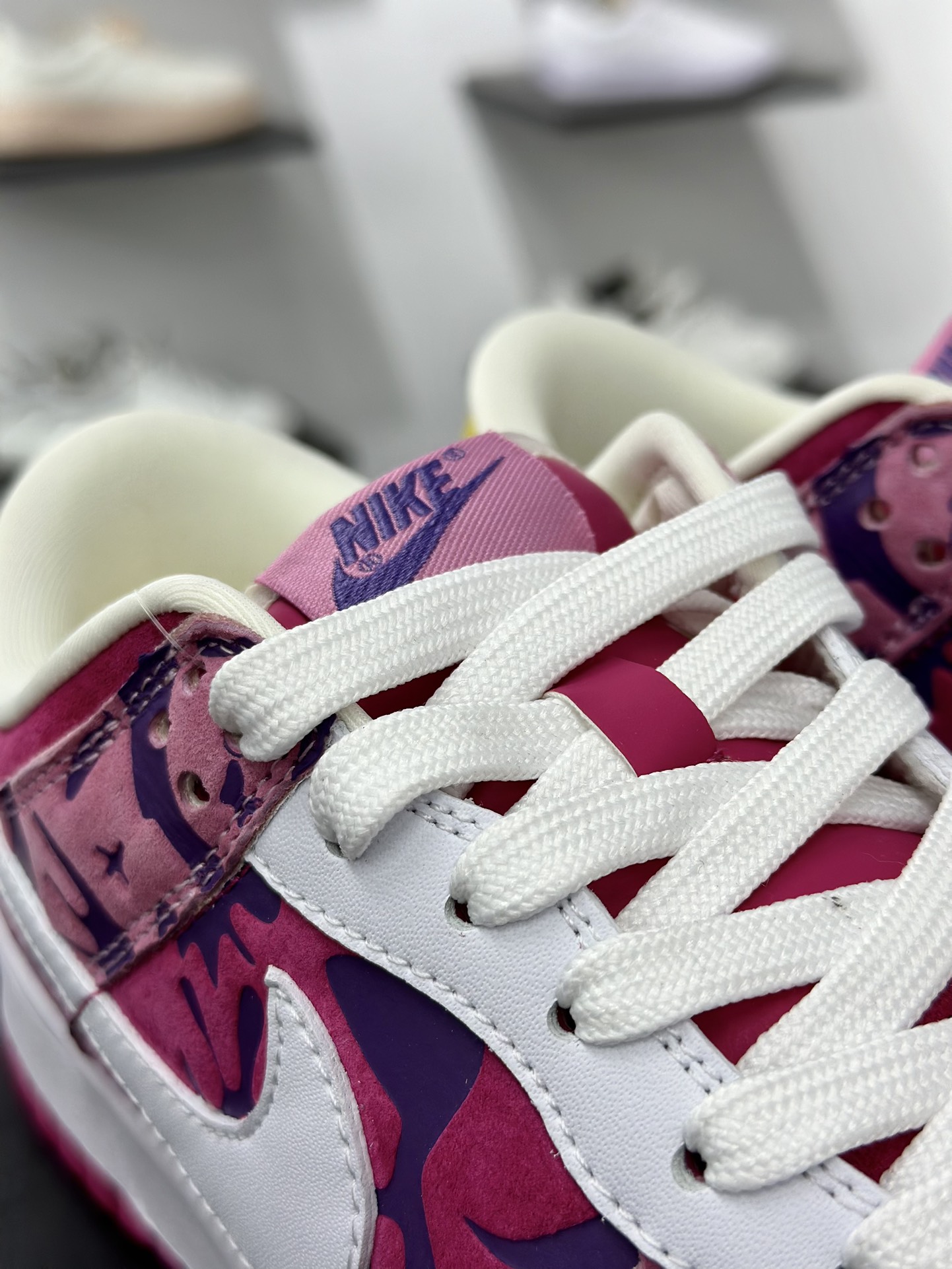 Nike SB Dunk Low 粉色印花  XD6188-047