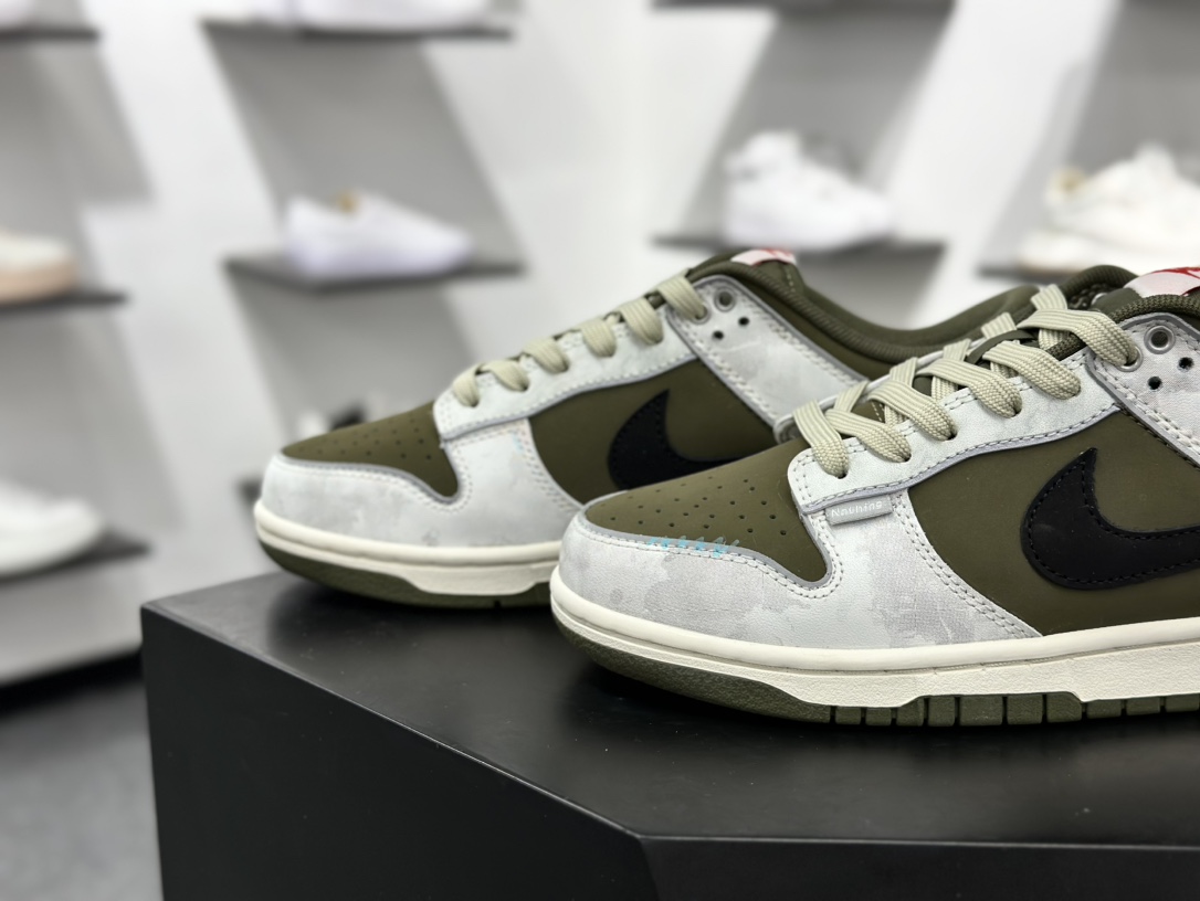 Nike SB Dunk Low x Anonymous Player 匿名玩家 军绿  GW1220-010