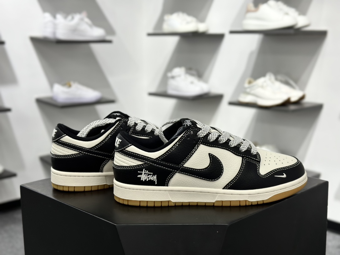 The North Face x Nike Dunk Low 北面联名-米白黑生胶  XX3168-119
