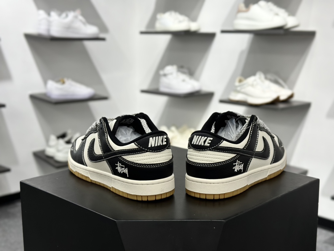 The North Face x Nike Dunk Low 北面联名-米白黑生胶  XX3168-119