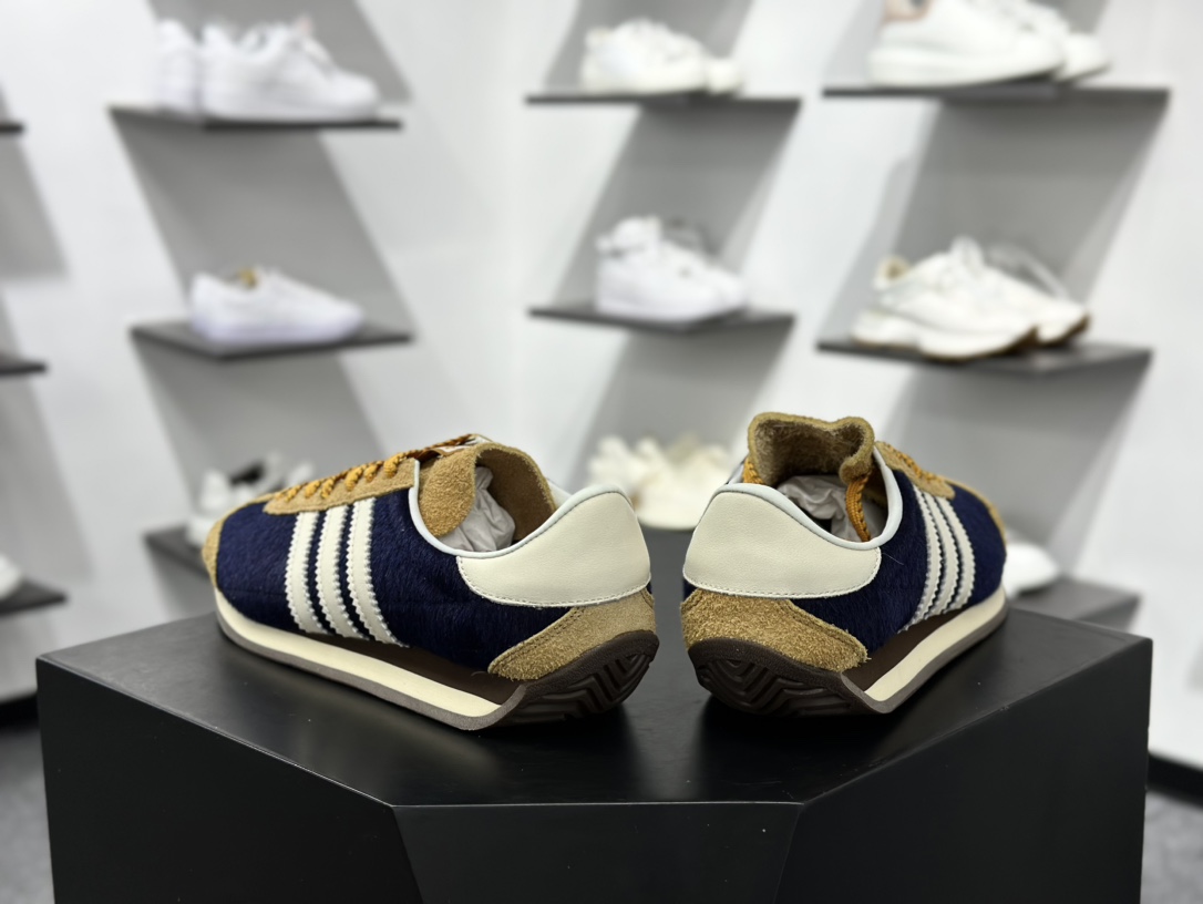 FeiFei Ruan x Adidas Country OG”Black Brown”国民系列低帮慢跑鞋“联名黑白棕黄” ID3652