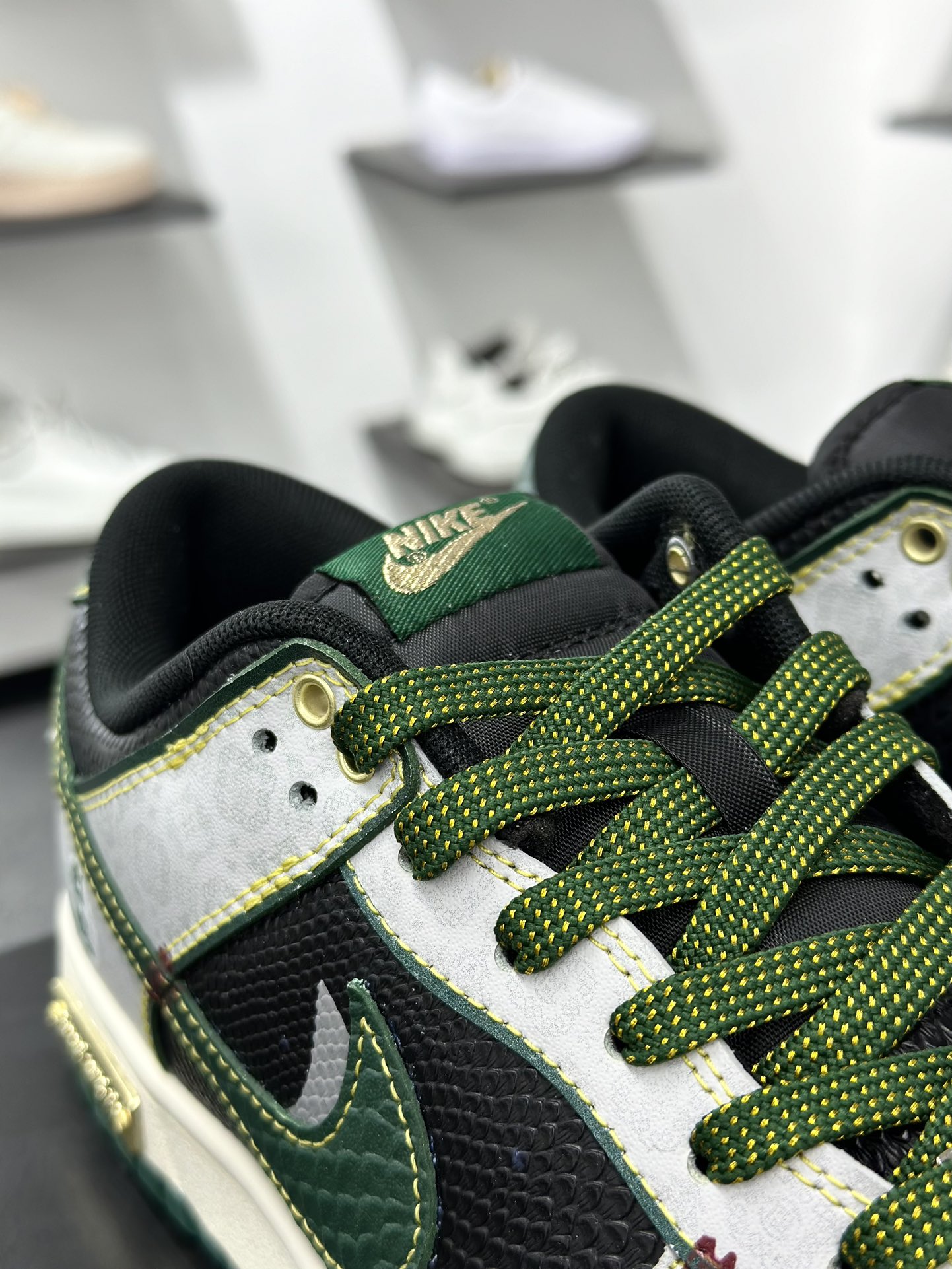 Supreme x Nike By You SB Dunk Low Retro SP扣篮系列低帮休闲运动滑板板鞋