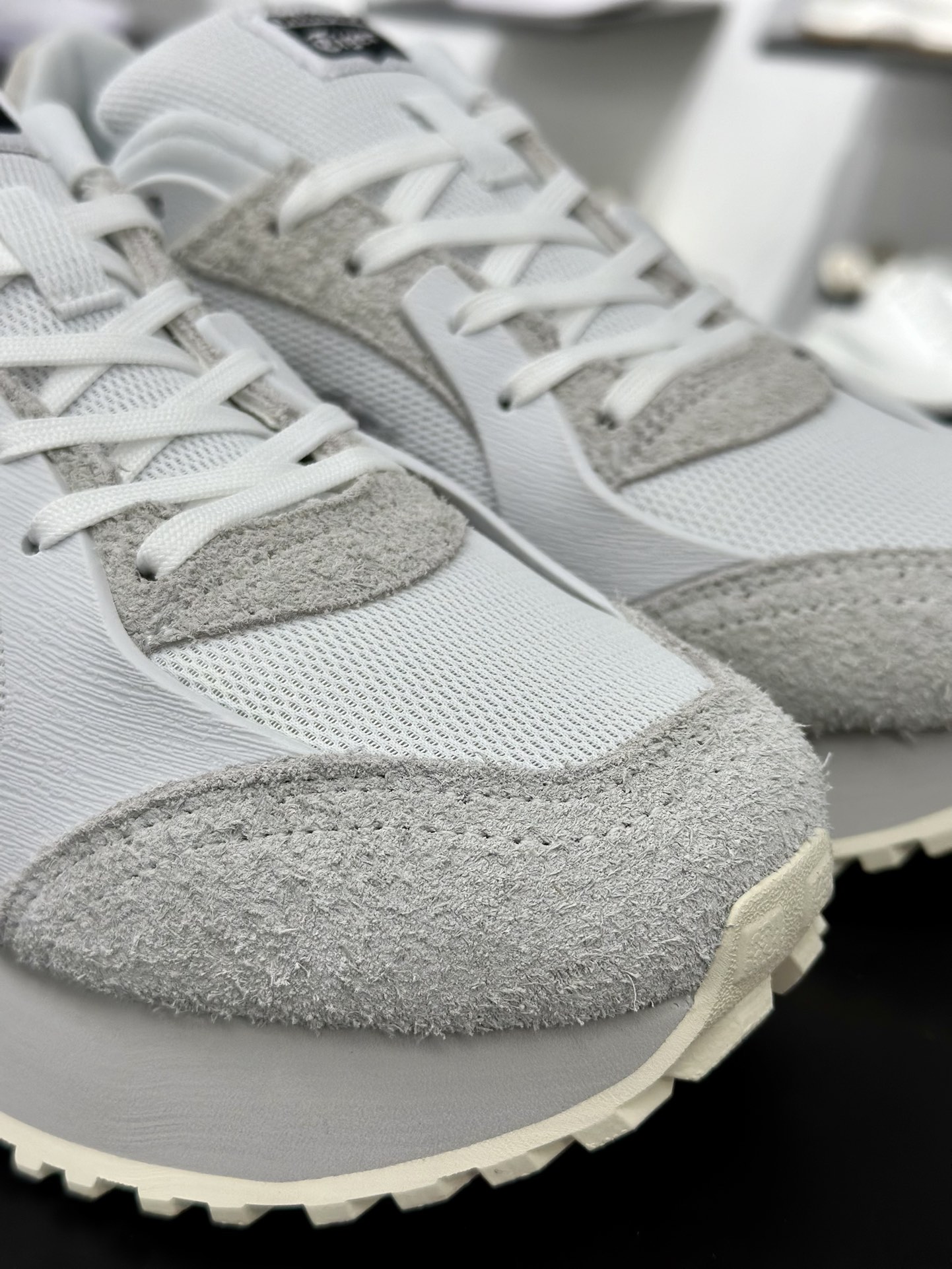 鬼塚虎/Onitsuka Tiger MOAGE CO Low 摩纳哥CO系列低帮慢跑鞋“白浅灰”1183B555-102