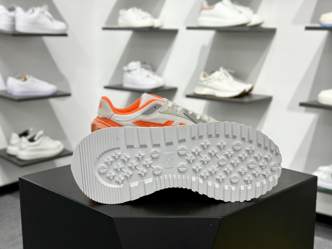 鬼塚虎/Onitsuka Tiger MOAGE CO Low 摩纳哥CO系列低帮厚底慢跑鞋“亮黄橙” 1183B555-101