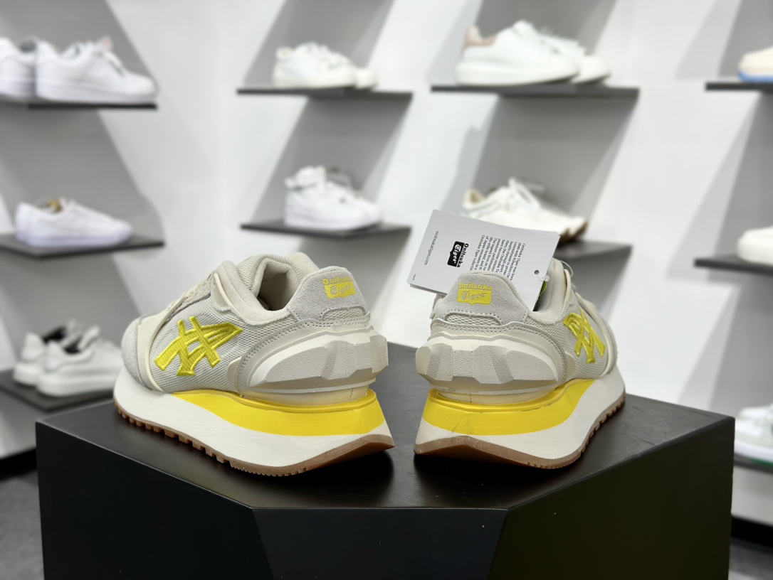 鬼塚虎/Onitsuka Tiger MOAGE CO Low 摩纳哥CO系列低帮慢跑鞋“米白浅黄” 1183B555-250