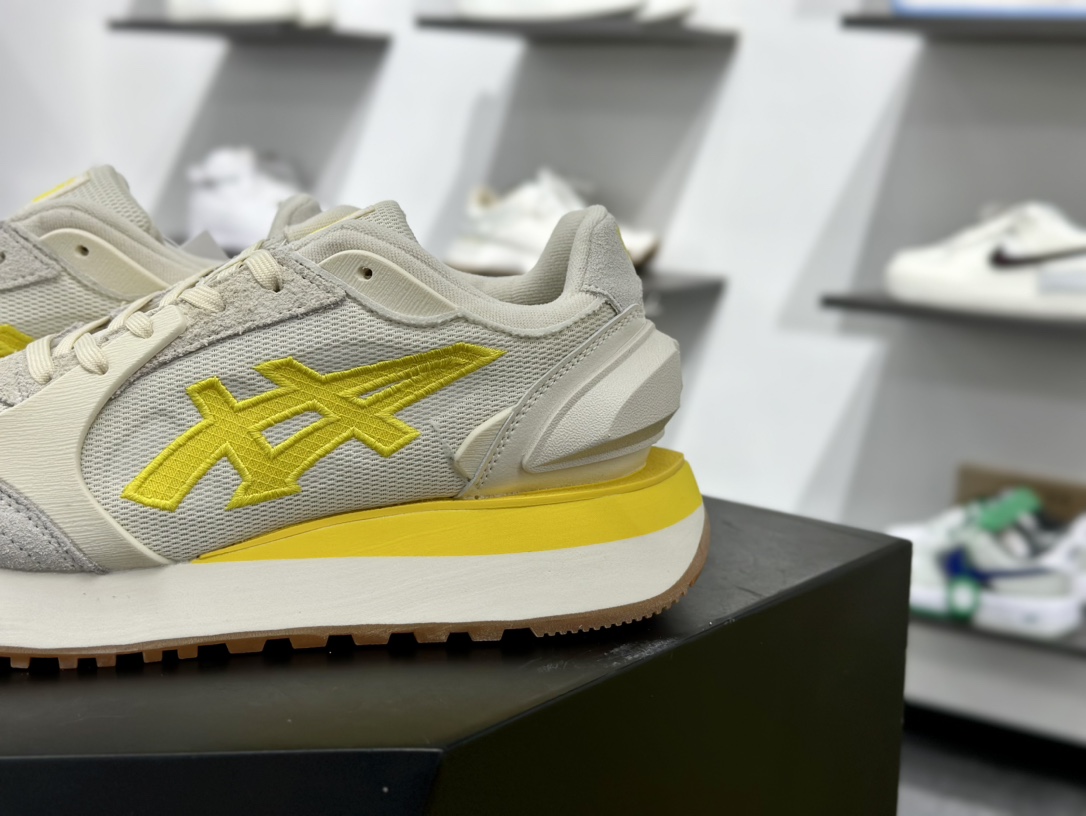 鬼塚虎/Onitsuka Tiger MOAGE CO Low 摩纳哥CO系列低帮慢跑鞋“米白浅黄” 1183B555-250