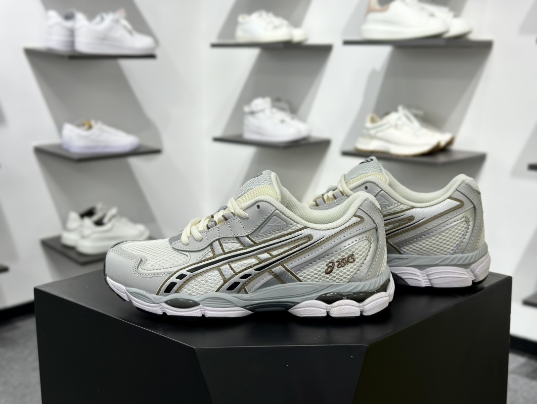 Asics Gel-NYC 2055 版本 亚瑟士运动休闲透气专业跑鞋  1203A542-100