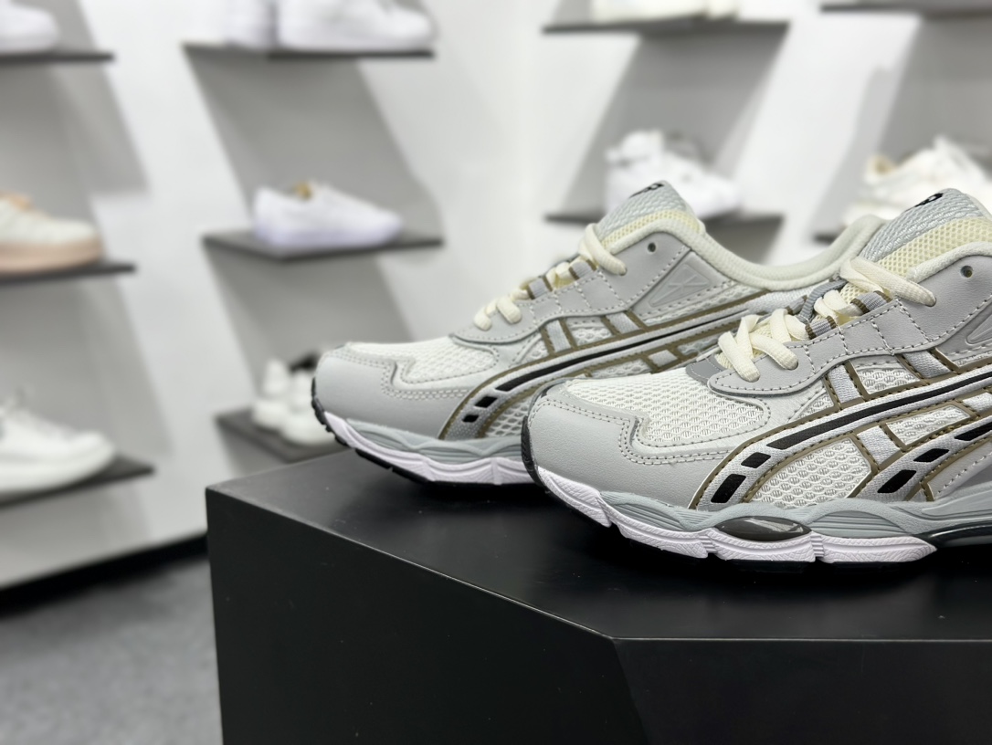 Asics Gel-NYC 2055 版本 亚瑟士运动休闲透气专业跑鞋  1203A542-100