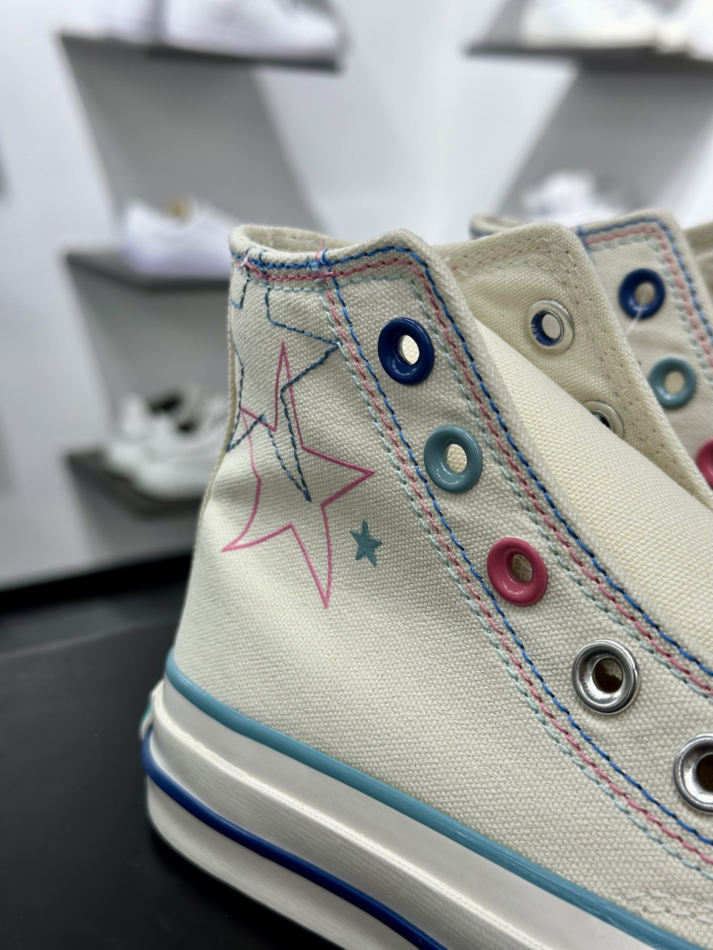 春夏新款只为你″星”动 Converse Chuck 1970s 五星缝线 五星图案 风格神秘  A15743C/A15744C