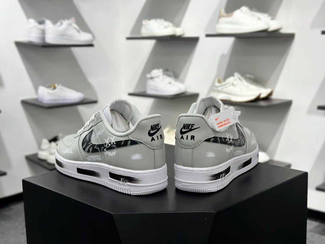 NK Air Force 1′07 Low 空军一号低帮百搭休闲运动板鞋 CW2288-111