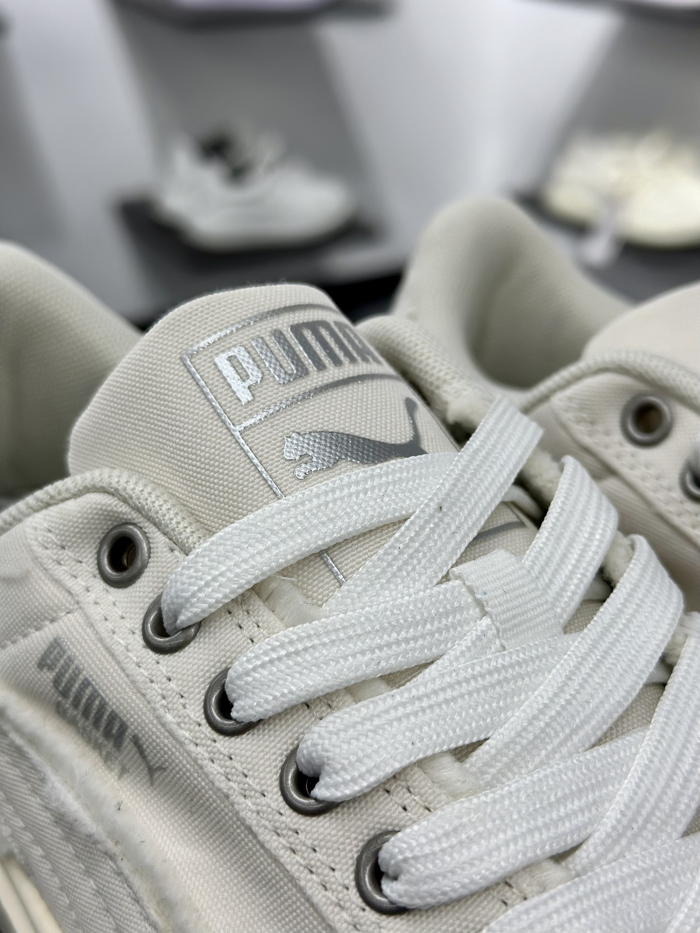 PUMA Suede XL 百搭单品厚鞋舌轻便防滑低帮板鞋 399252-02