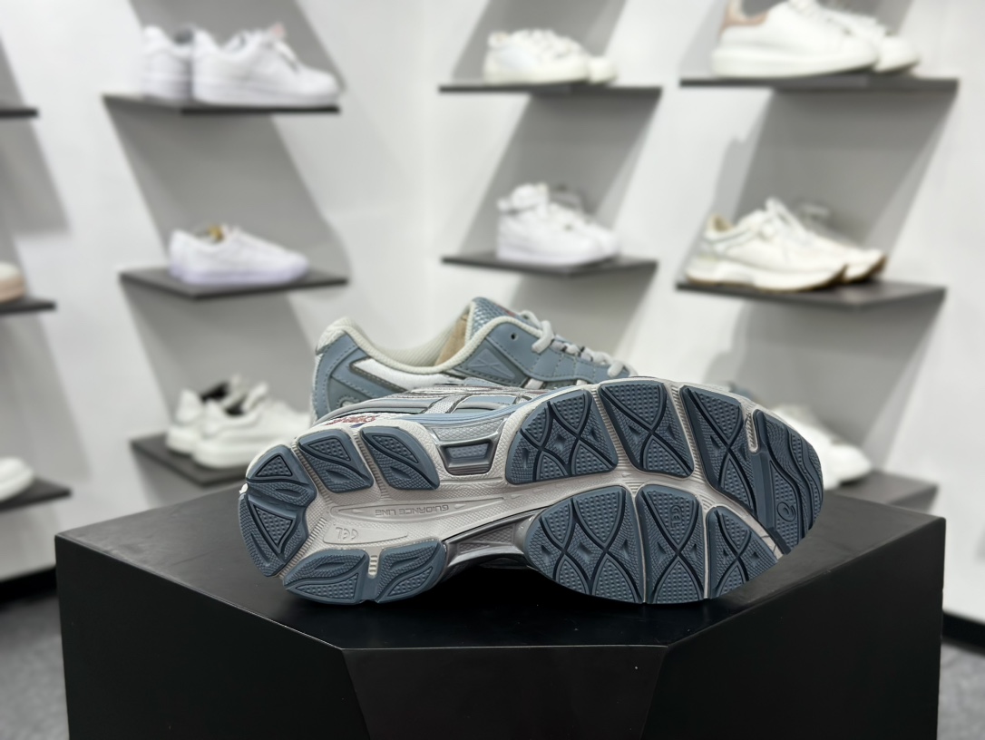 Asics Gel-NYC 2055 版本 亚瑟士运动休闲透气专业跑鞋  1203A542-020