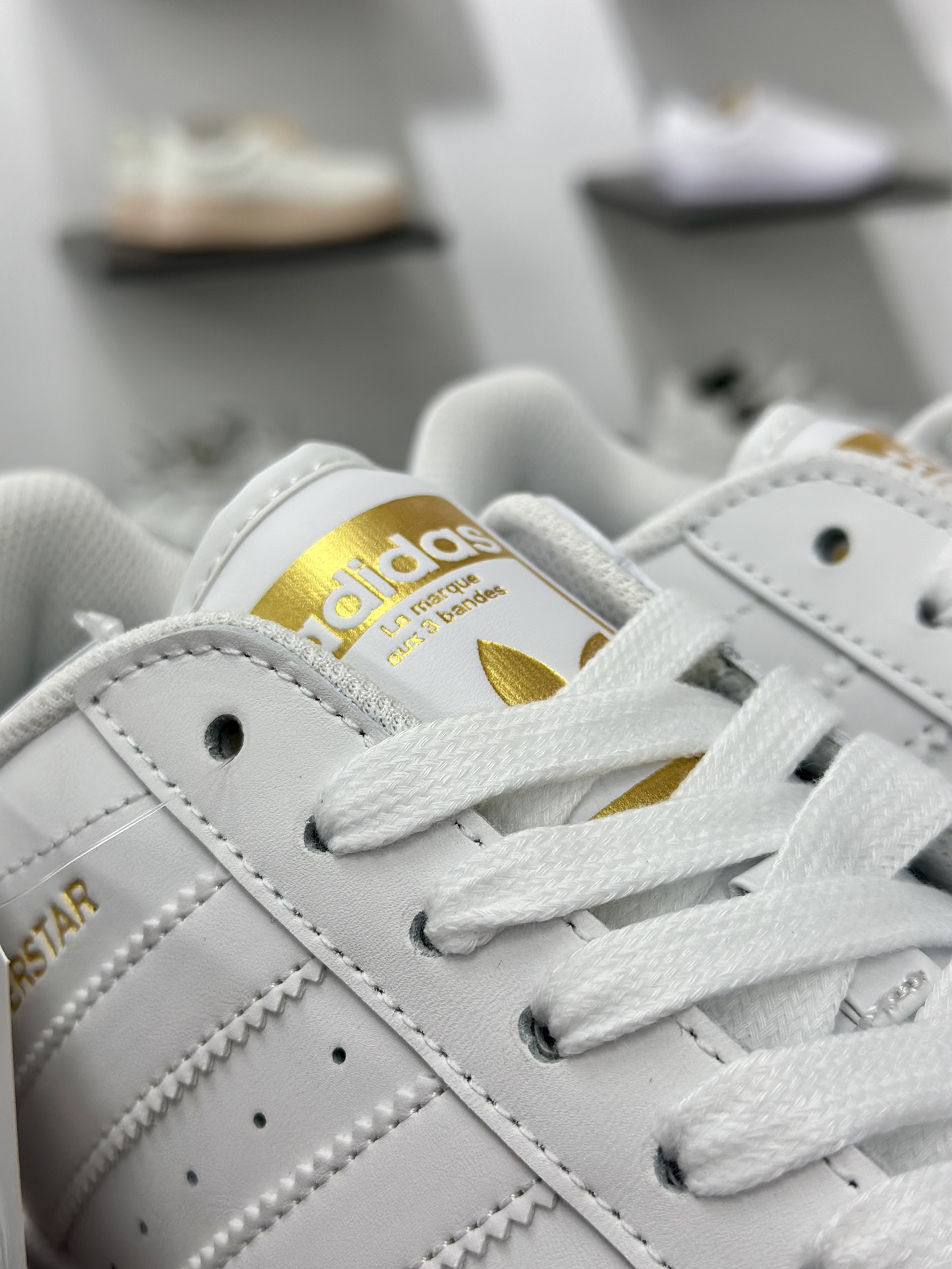 三叶草Adidas Originals Superstar XLG 贝壳头系列低帮厚底松糕板鞋“皮革白金LOGO” ID4655