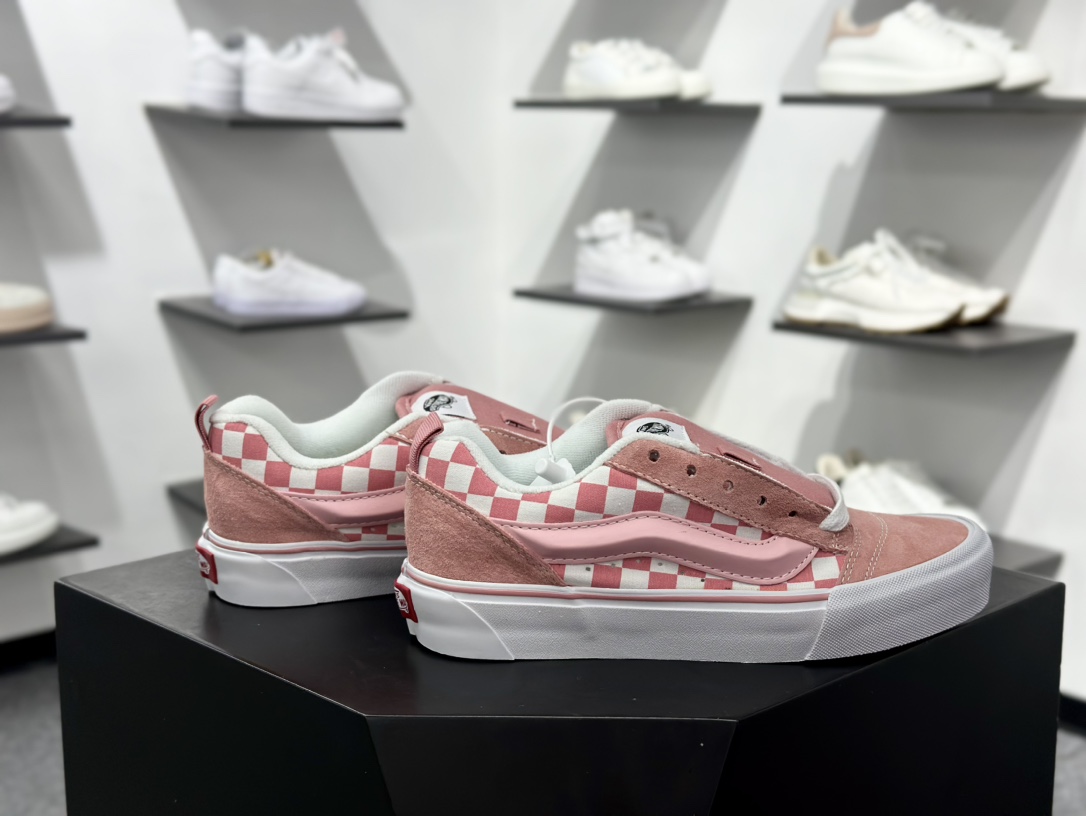 Vans Old Skool Reissue 136 老茱利安136系列低帮半月包头硫化休闲运动板鞋“桃粉米白棋盘格子” VN000MT6E