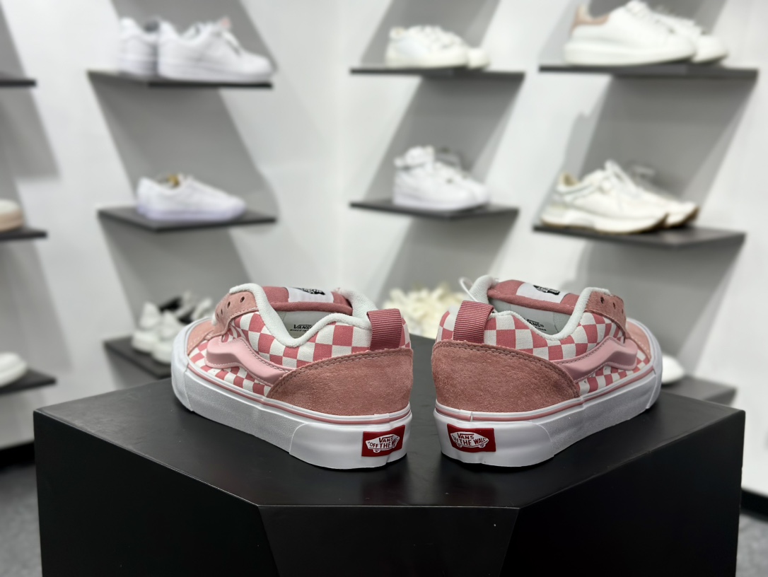Vans Old Skool Reissue 136 老茱利安136系列低帮半月包头硫化休闲运动板鞋“桃粉米白棋盘格子” VN000MT6E