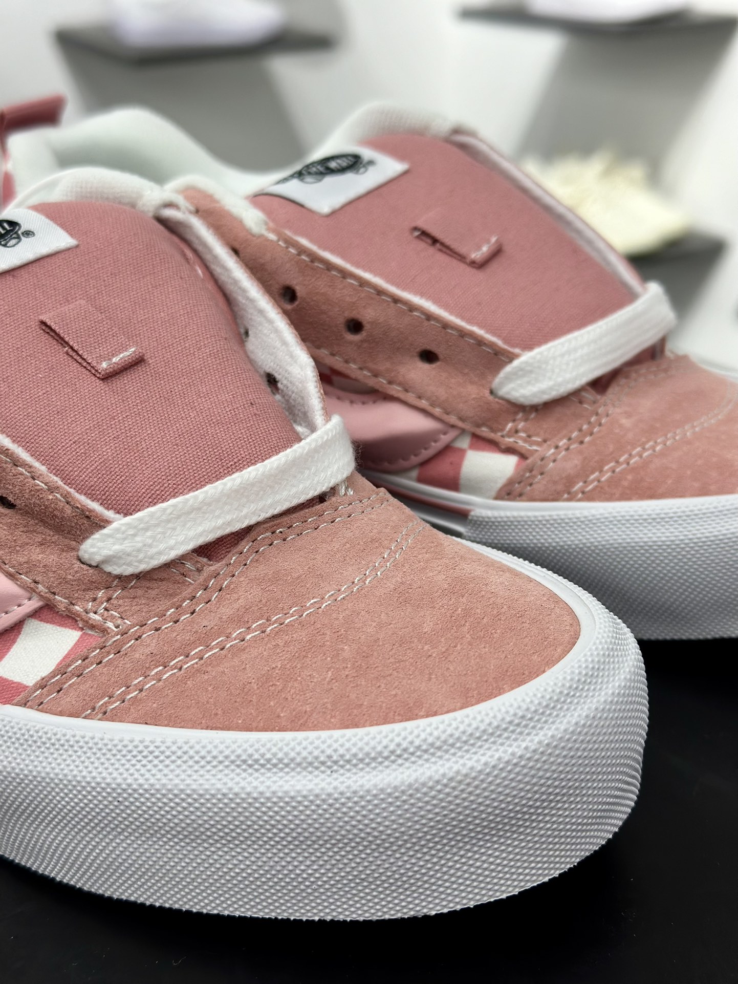 Vans Old Skool Reissue 136 老茱利安136系列低帮半月包头硫化休闲运动板鞋“桃粉米白棋盘格子” VN000MT6E
