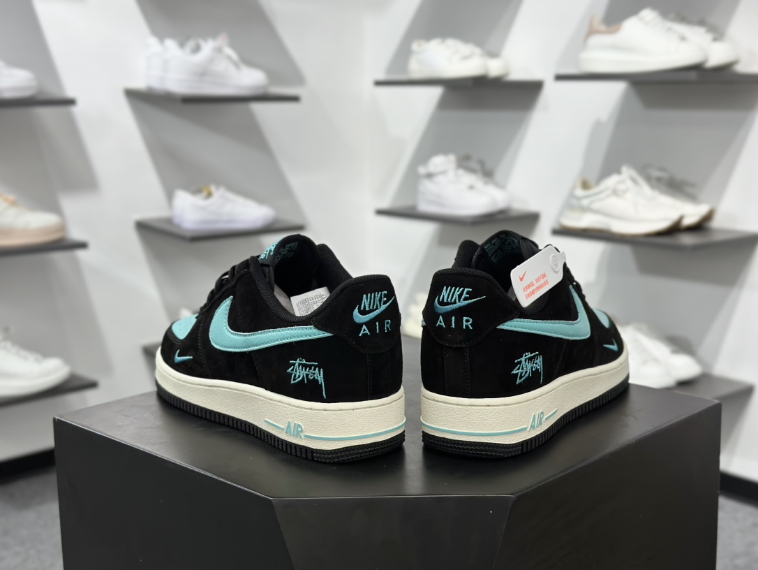 Nike Air Force 1 Low 斯图西联名 CW2288-111