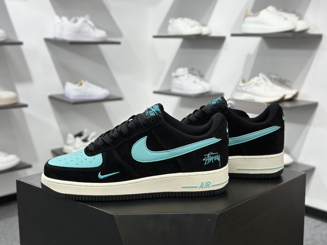 Nike Air Force 1 Low 斯图西联名 CW2288-111