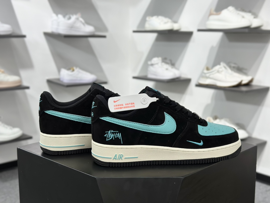 Nike Air Force 1 Low 斯图西联名 CW2288-111