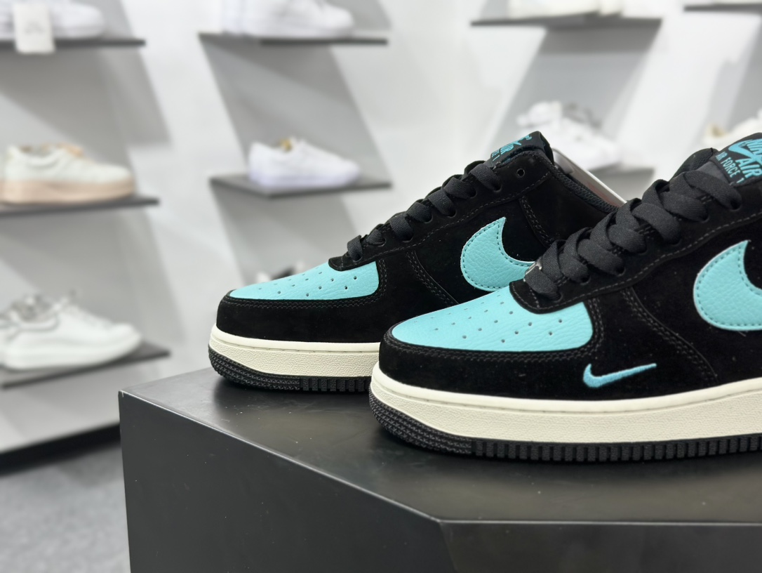 Nike Air Force 1 Low 斯图西联名 CW2288-111