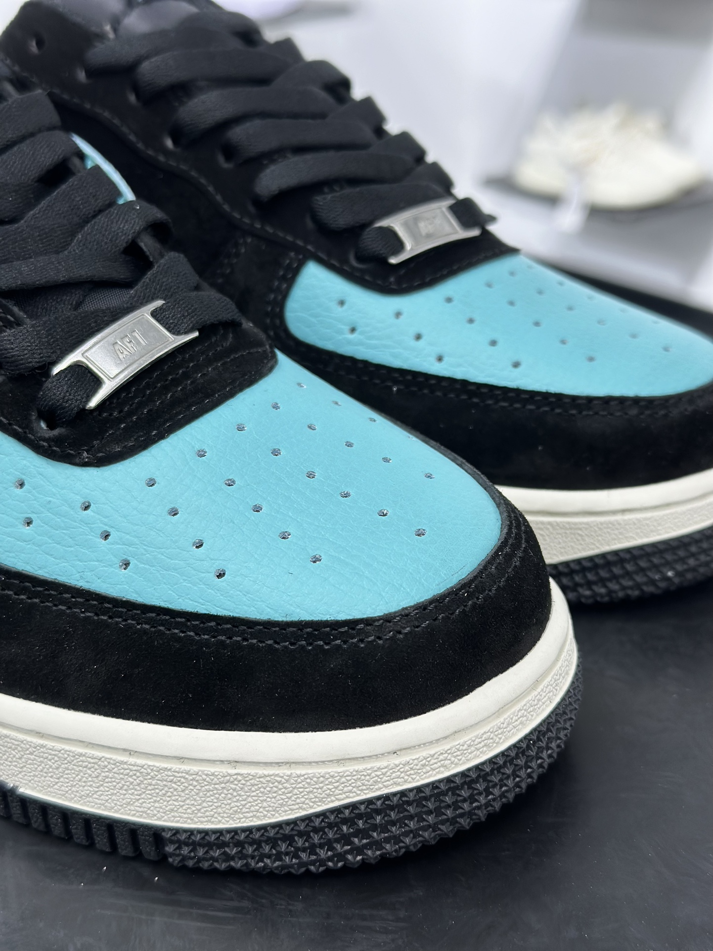 Nike Air Force 1 Low 斯图西联名 CW2288-111